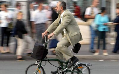 Ve en bici al trabajo: los beneficios para la salud son asombrosos